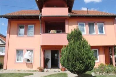 Maison à vendre 320m², sur 6 ari de terrain à kodra e trimave