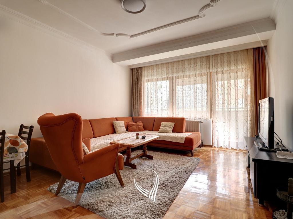 Apartamento com 2 quartos para alugar no bairro Arbëria – Dragodan