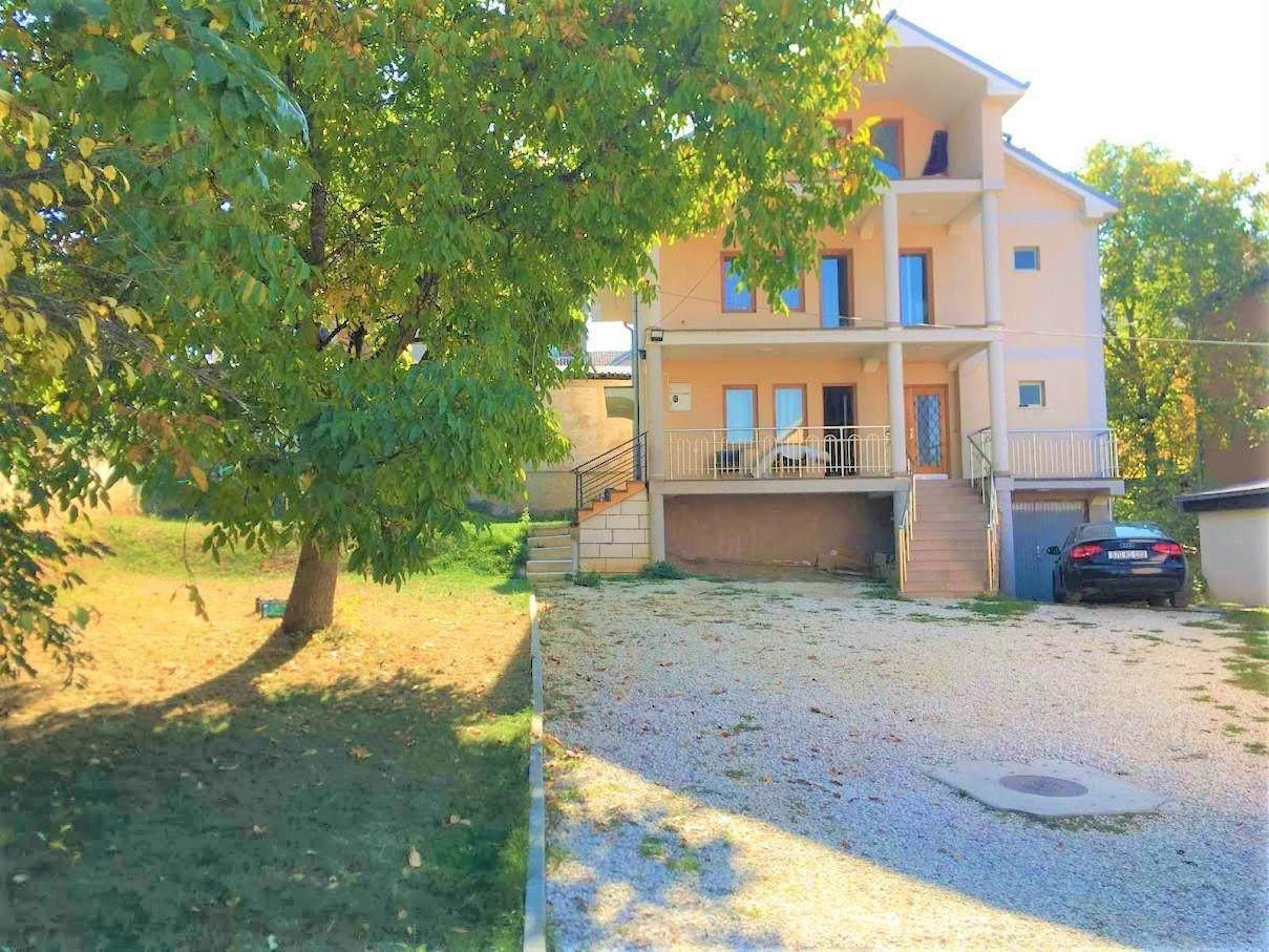 Maison à vendre 300m² sur un terrain de 6 ares à taslixhe 1 (3)