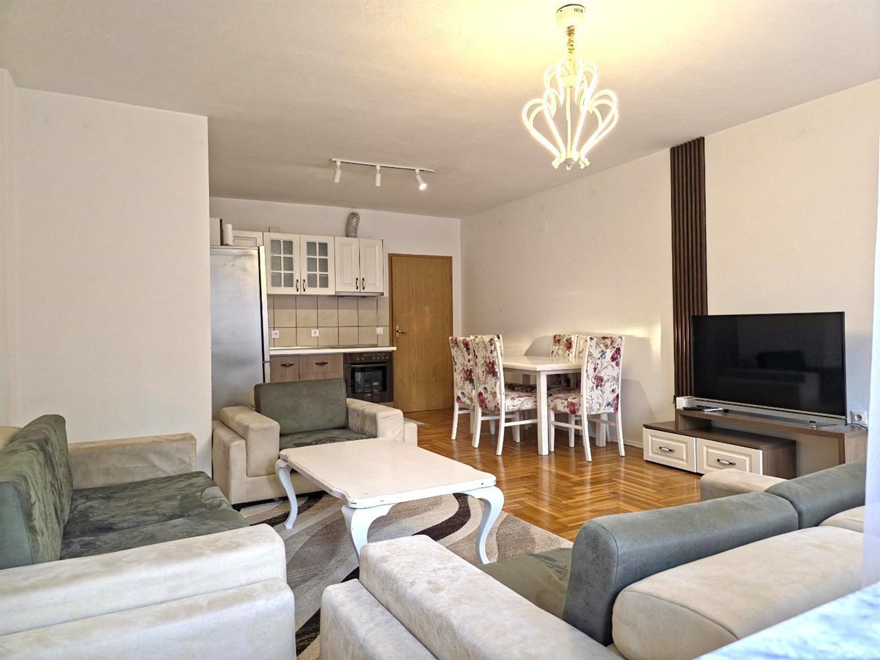 Apartamento à venda 85m² no 2º andar, em Aktash