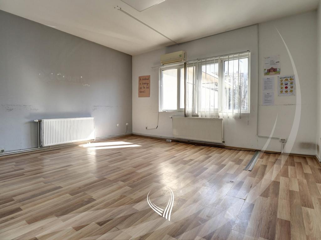 Ufficio di 400 metri quadrati in affitto nel quartiere Aktash (5)
