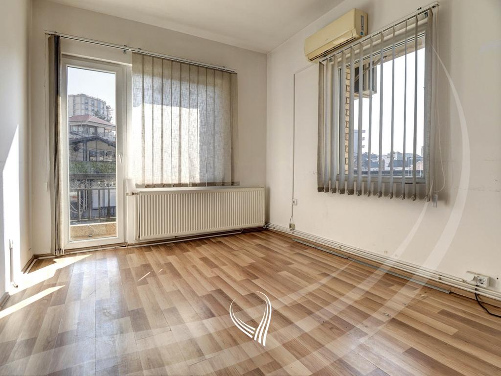 Ufficio di 400 metri quadrati in affitto nel quartiere Aktash (6)