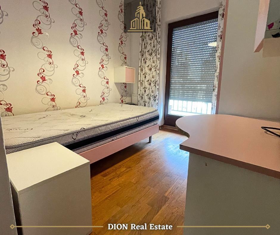 For rent: 3-room apartment 137m² in Arbëri (5)