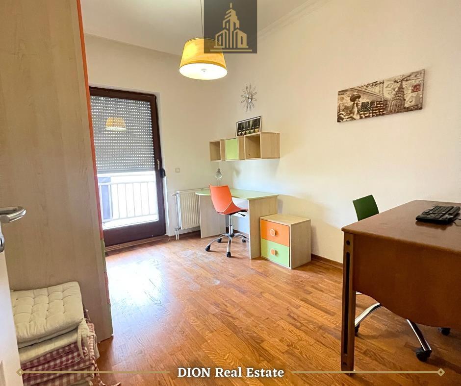 For rent: 3-room apartment 137m² in Arbëri (6)
