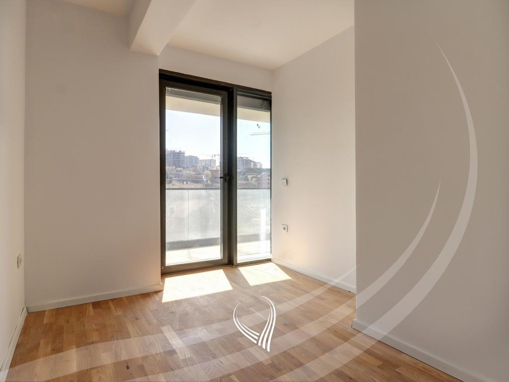 Apartamento com 4 quartos à venda no bairro Mati 1 – Rruga a (6)