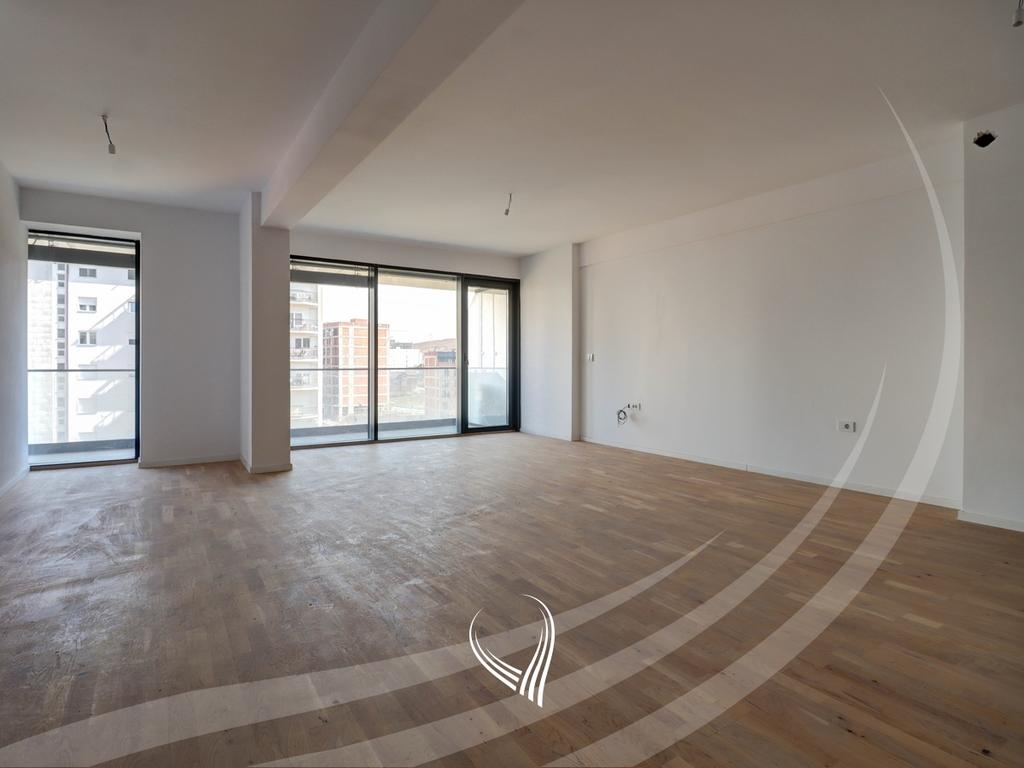Apartamento com 4 quartos à venda no bairro Mati 1 – Rruga a