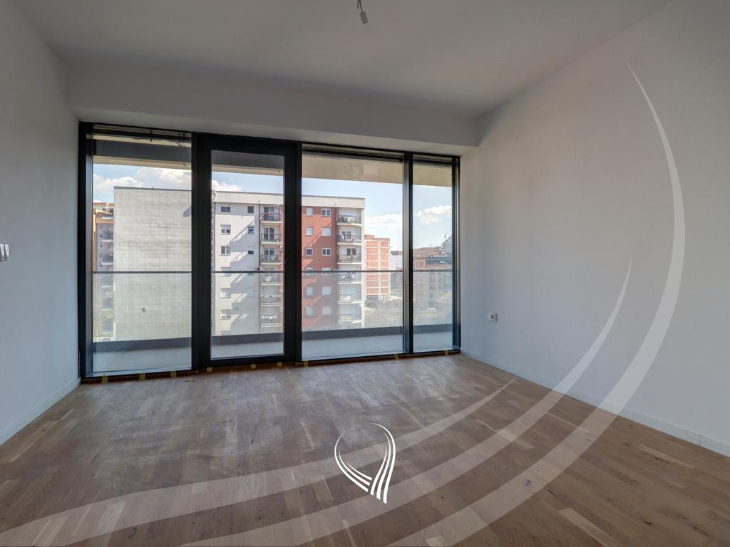 Apartamento com 4 quartos à venda no bairro Mati 1 – Rruga a (5)