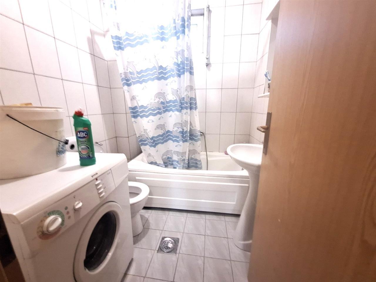For rent 2-room apartment 70m² opposite city park