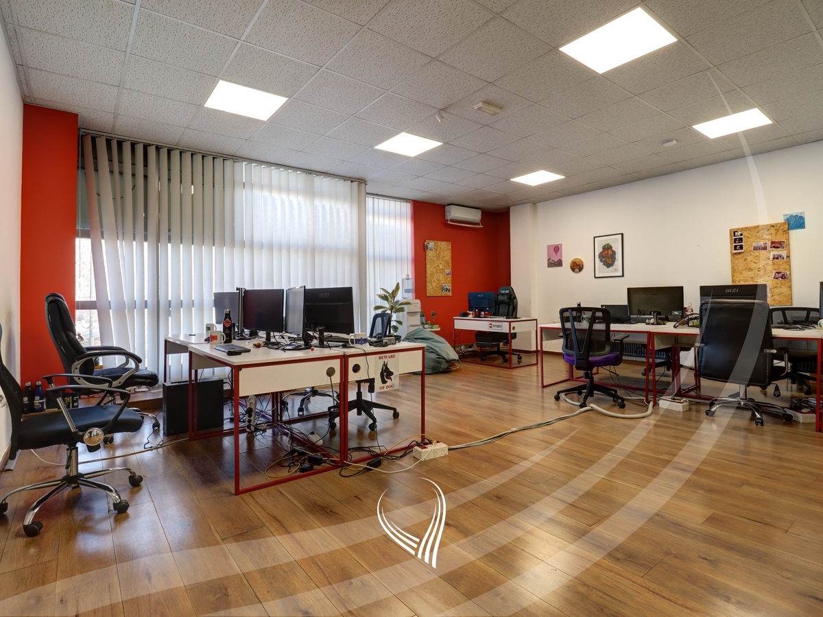 Espaço comercial para escritório de 480 metros quadrados para alugar no bairro Pejton (4)