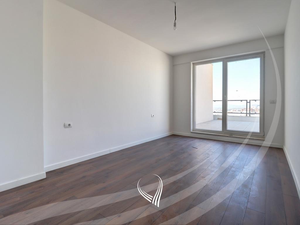 Ático – Oficina con 5 habitaciones en alquiler en el barrio Mati 1 (4)