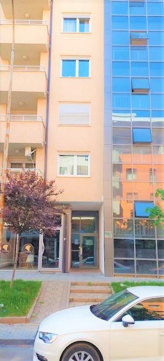 Shitet banesa 56m² kati i 4-të në Arbëri