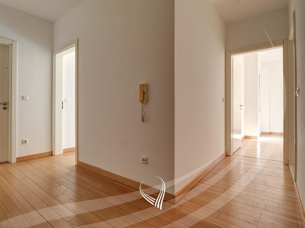Appartamento con 2 camere da letto in vendita nel quartiere Mati 1