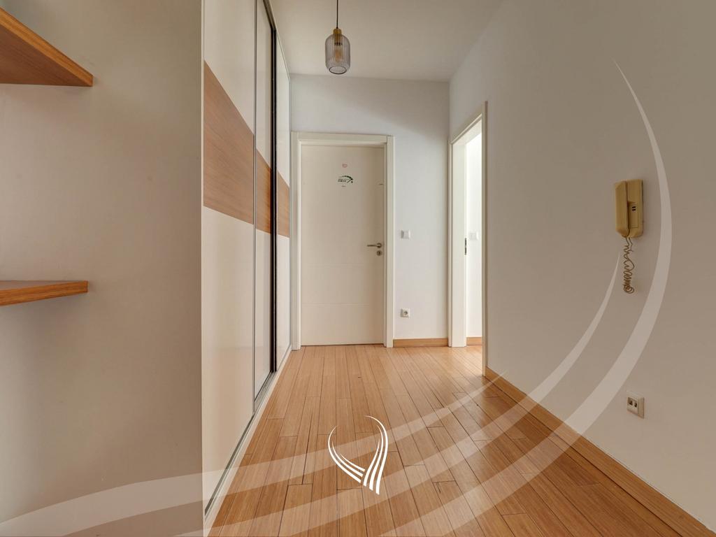 Appartamento con 2 camere da letto in vendita nel quartiere Mati 1