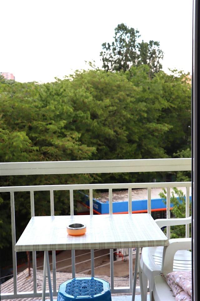 Shitet banesa 54m² në qendër te parku
