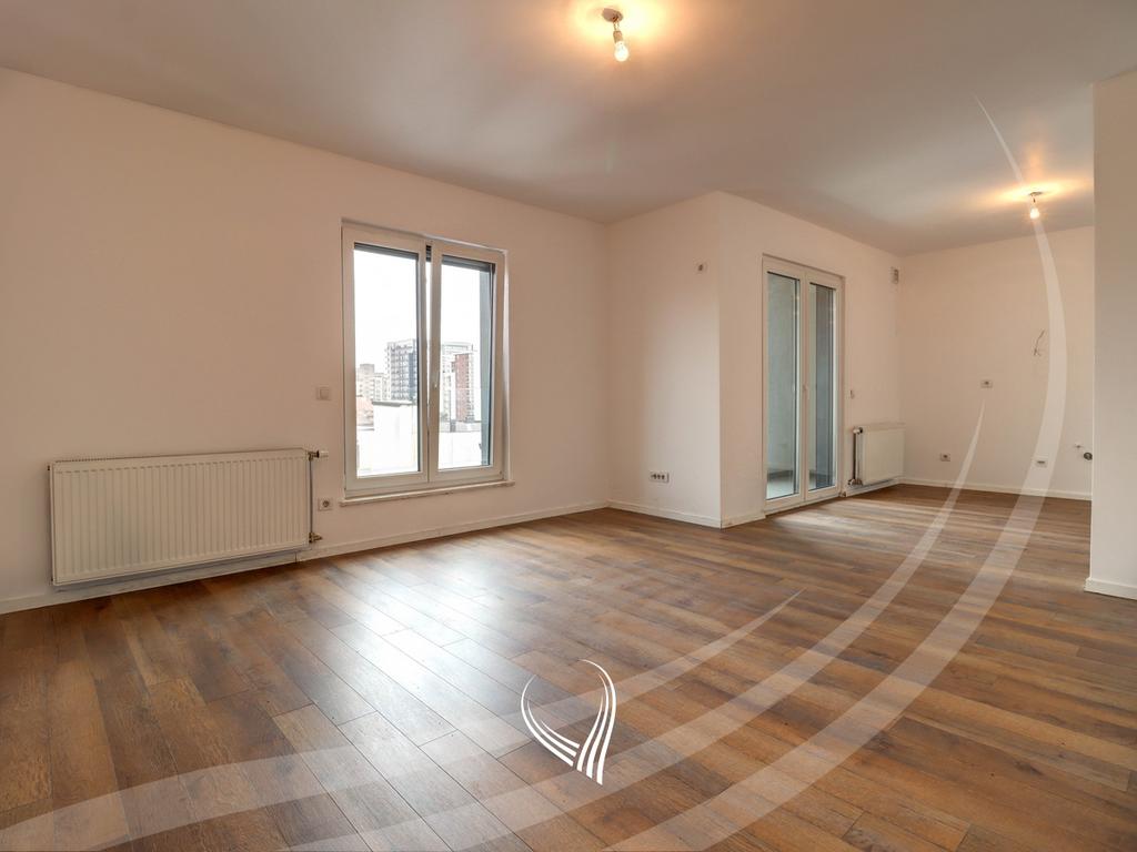Bureau avec 4 pièces de travail à louer dans le quartier des muhaxherët