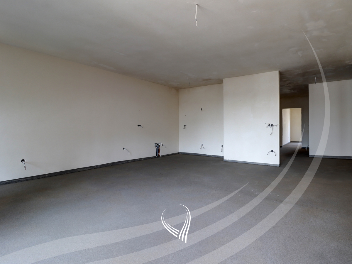 Appartement avec 3 chambres à vendre dans le quartier Prishtina e Re (4)