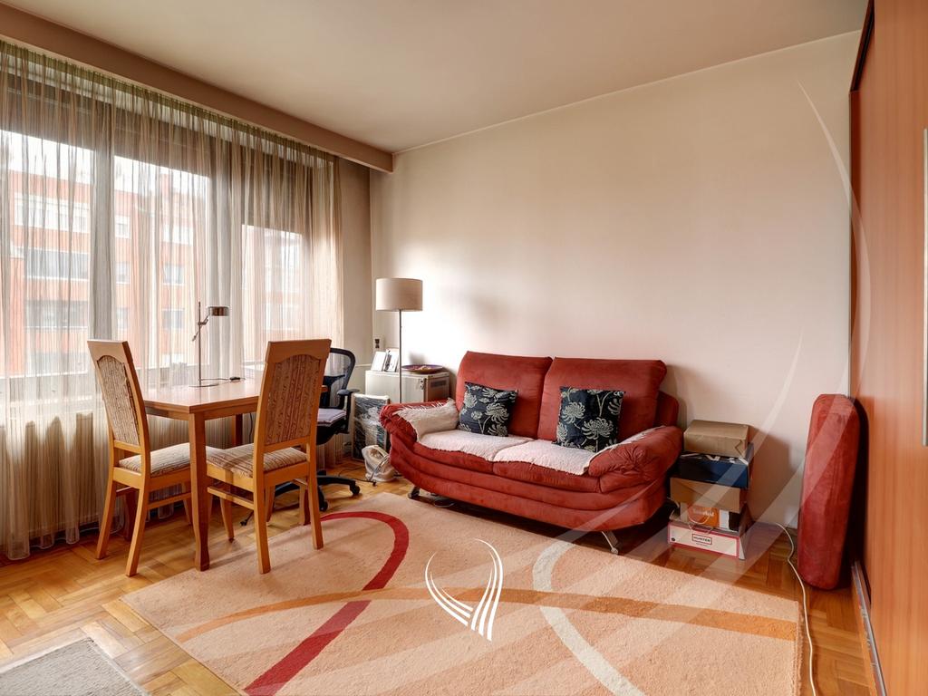 Studios à vendre dans le quartier Bregu i Diellit (3)