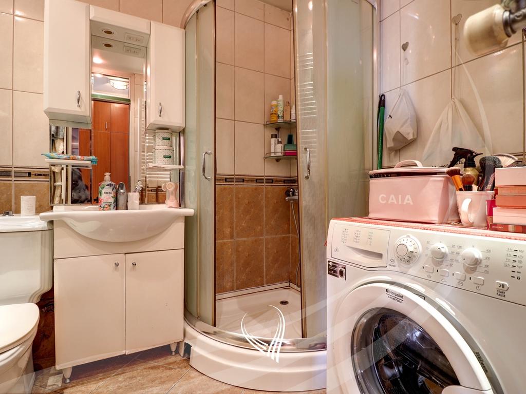 Studios à vendre dans le quartier Bregu i Diellit (8)