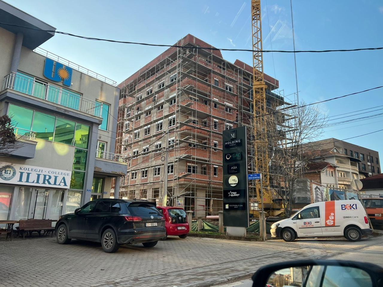 Shitet banesa 63m² kati 5 në matiqan