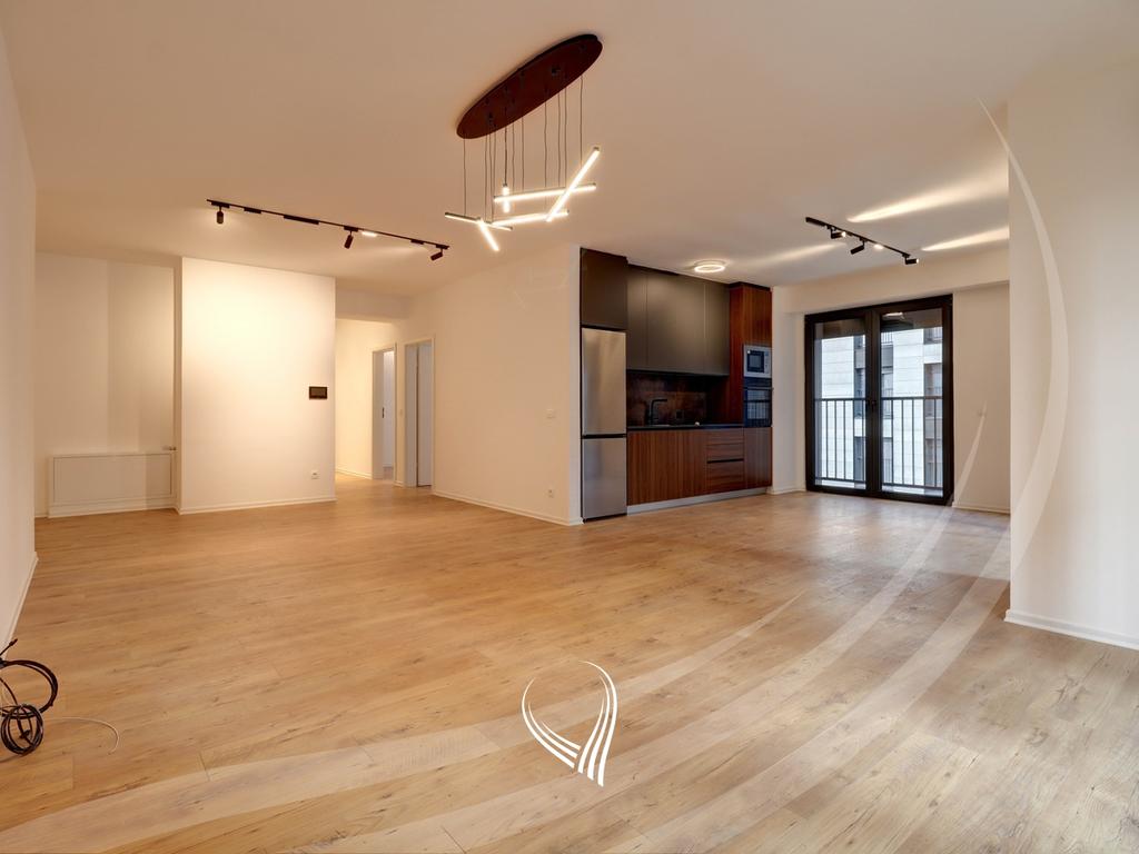 Office with 4 work rooms for rent in Lakrishtë neighborhood – Prime residence 2