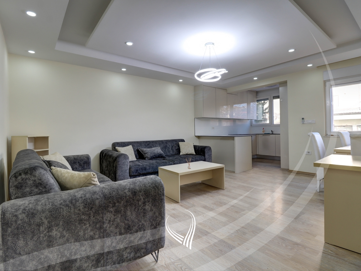 Apartamento de 1 habitación en alquiler en el barrio vëllusha