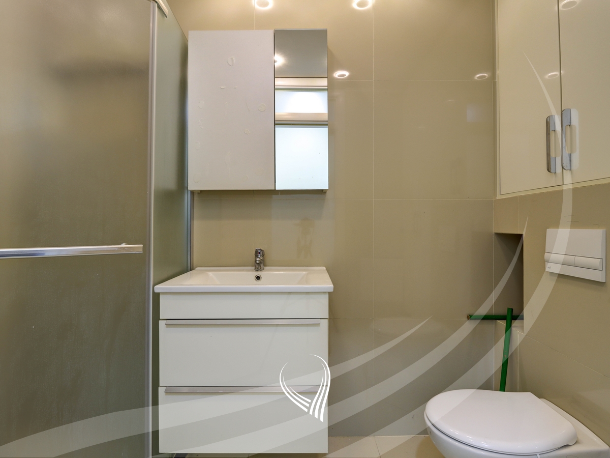 Apartamento de 1 habitación en alquiler en el barrio vëllusha (7)