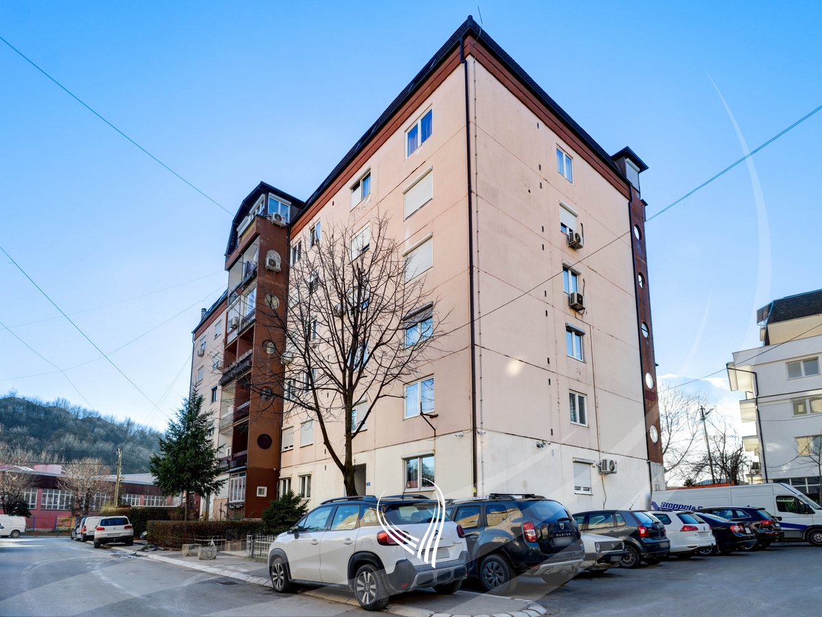 Apartamento de 1 habitación en alquiler en el barrio vëllusha (8)
