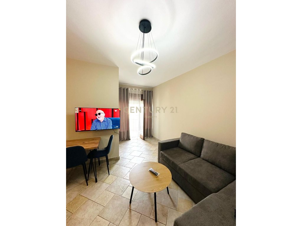 ️ apartamento 1+1 en alquiler – Centro, edificio de 9 pisos