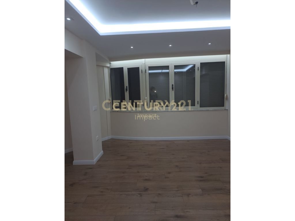 ️ apartamento 1+1 en alquiler – Centro, edificio de 9 pisos