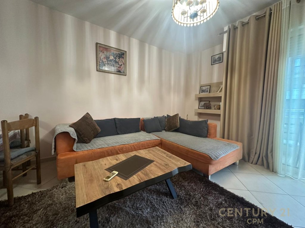 ️ apartamento 1+1 en alquiler – Centro, edificio de 9 pisos