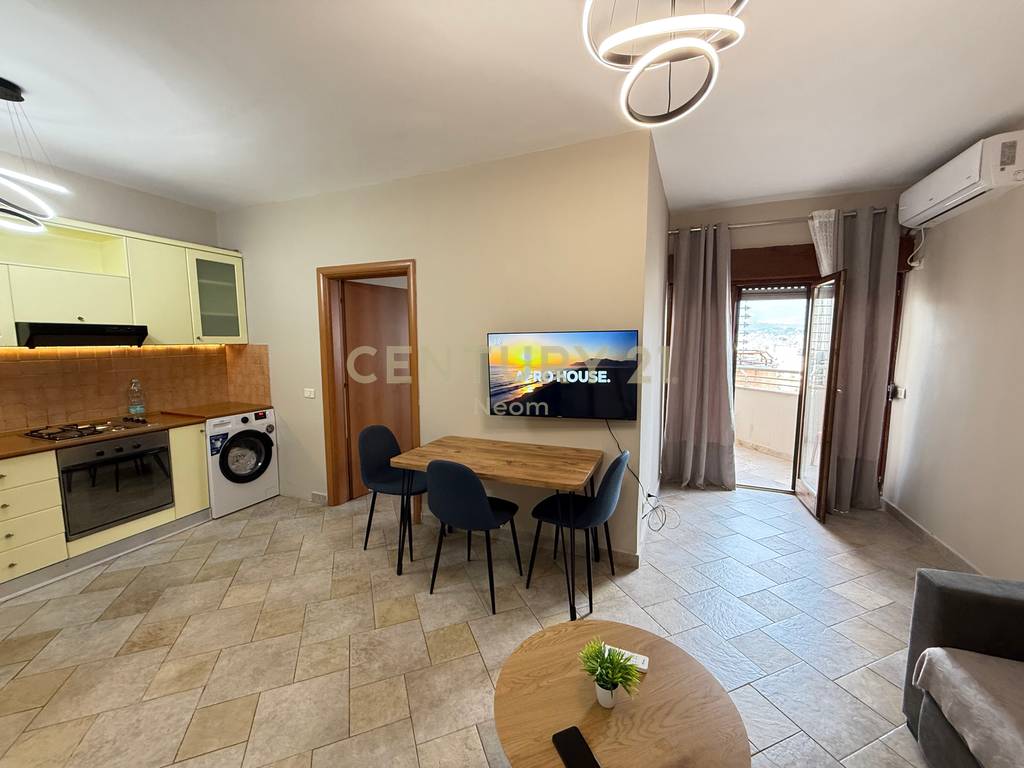 ️ apartamento 1+1 en alquiler – Centro, edificio de 9 pisos