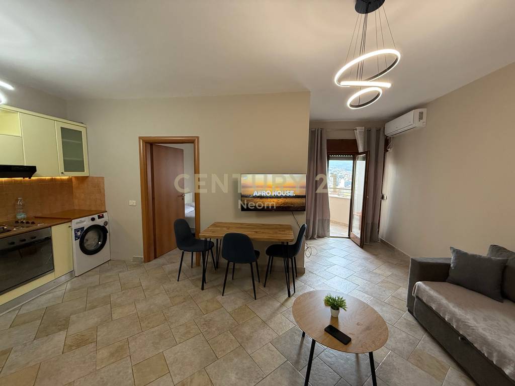 ️ apartamento 1+1 en alquiler – Centro, edificio de 9 pisos