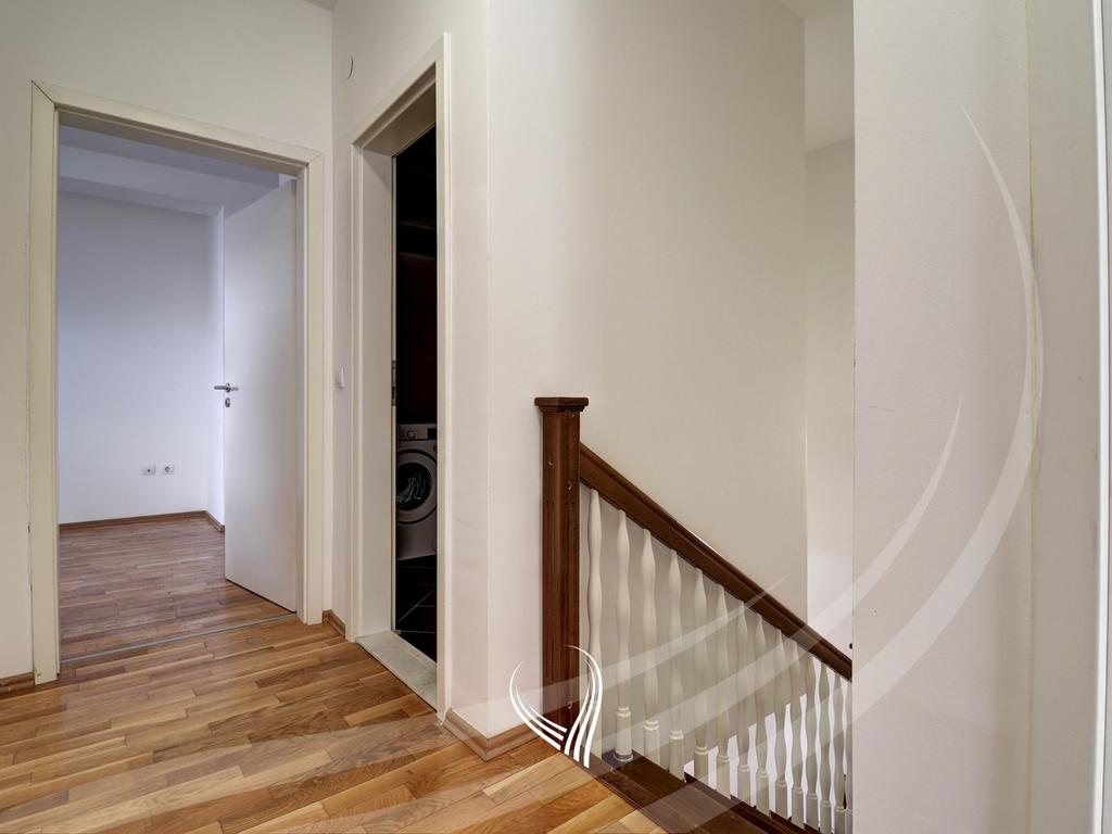 Appartamento duplex con 3 camere da letto in vendita nel quartiere kalabria – Prishtina stars