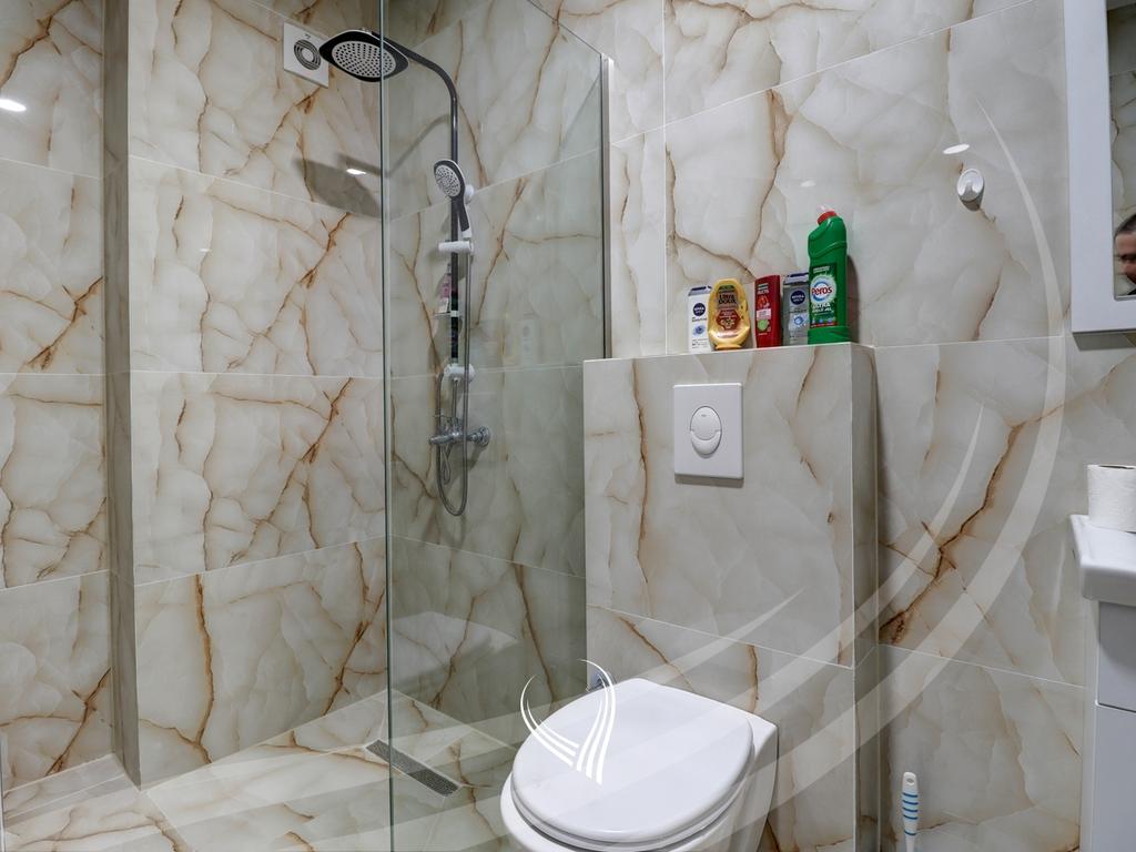 Appartement d'une chambre à vendre dans le quartier Mati 1 – Rruga a (8)