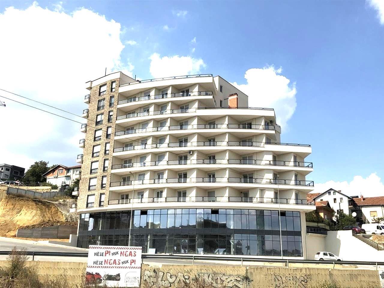 Apartamento de 71m² no 2º andar em Arbëri