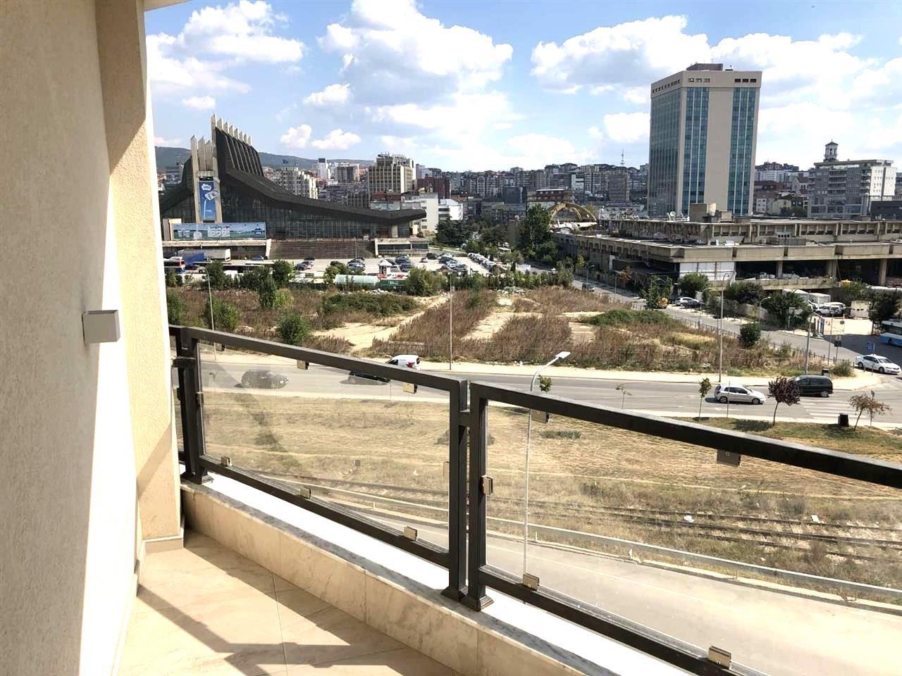 Apartamento de 71m² no 2º andar em Arbëri