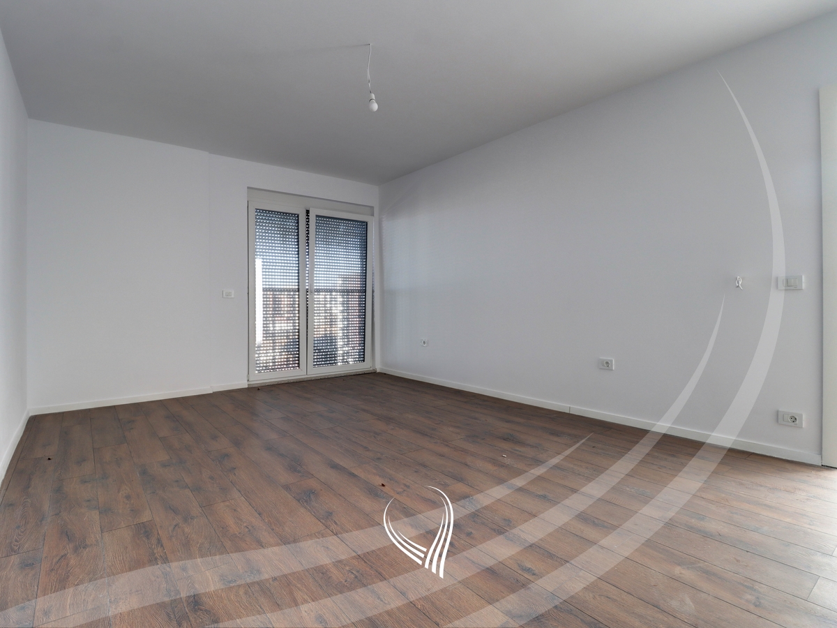 Attico con 4 camere da letto in vendita nel quartiere Prishtina e Re (6)