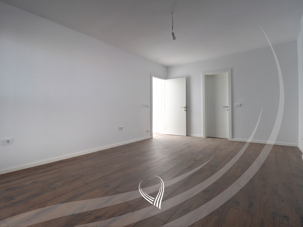 Attico con 4 camere da letto in vendita nel quartiere Prishtina e Re (7)