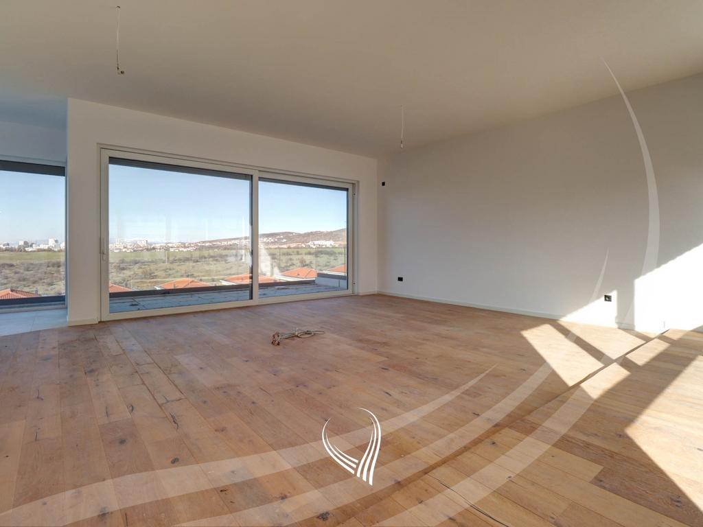 Penthouse terrasse 246,35 m² à vendre dans le quartier marigona hill (4)