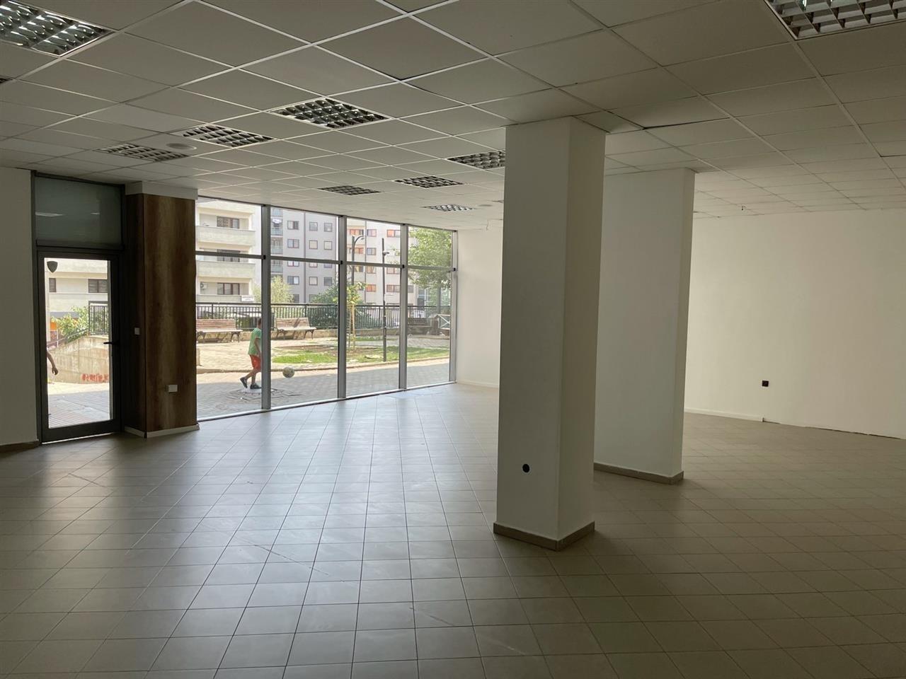 120m² lokal gegenüber meridian in Arbëri