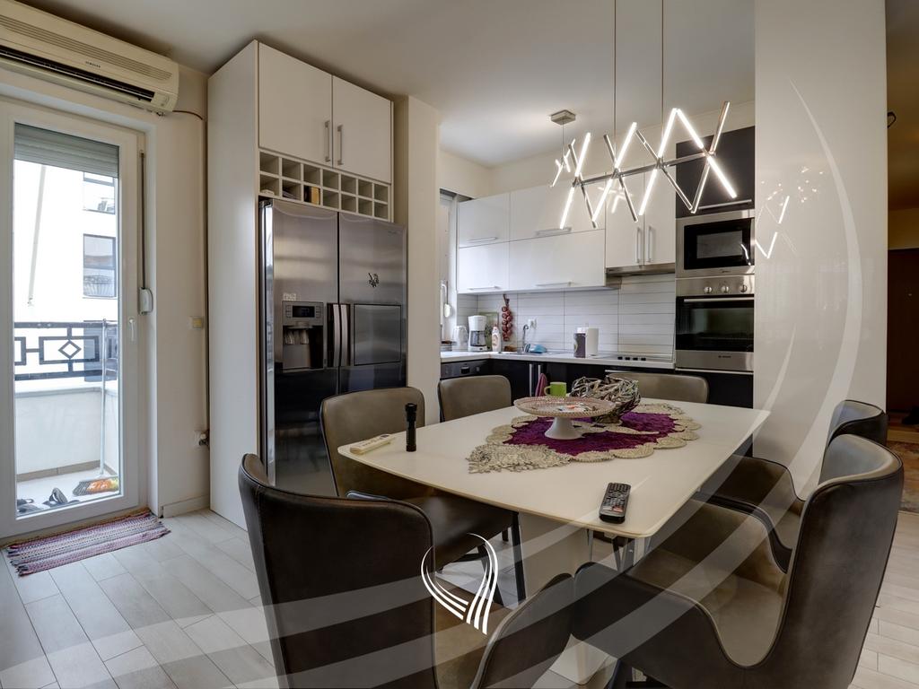 Appartamento con 3 camere da letto in affitto nel quartiere Mati 1 (4)