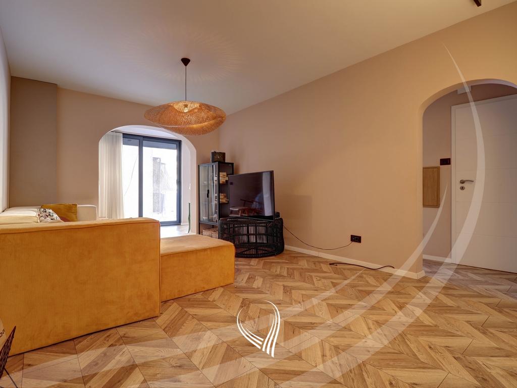 Appartamento con 1 camera da letto in vendita nel quartiere Bregu i Diellit (3)