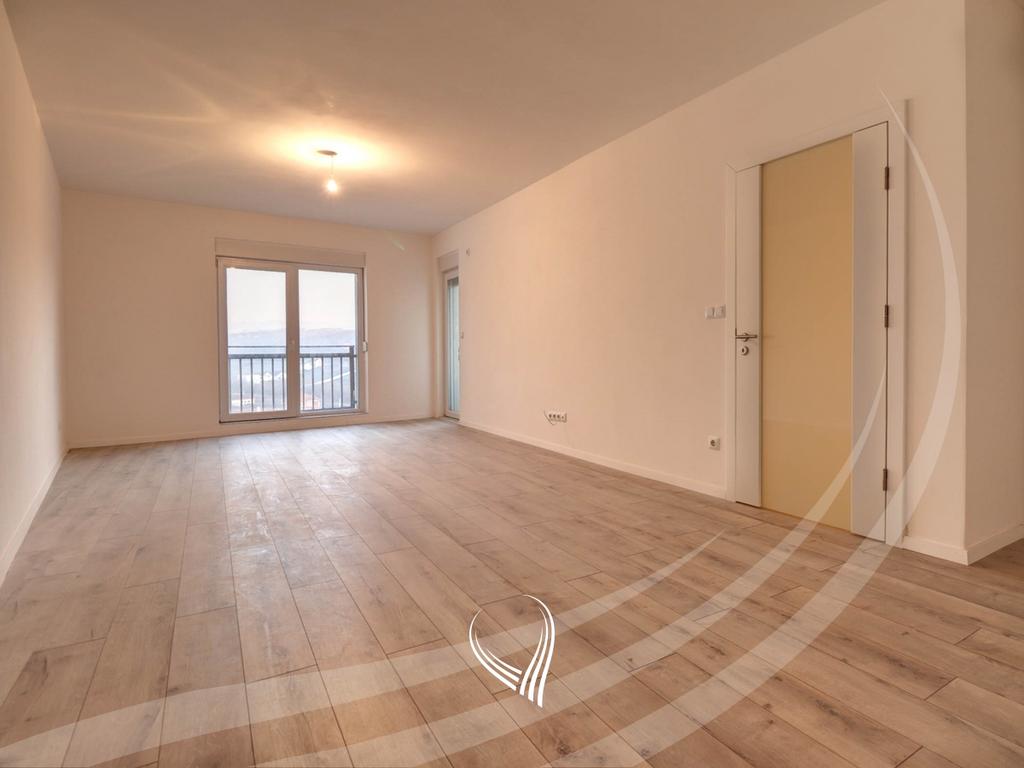 Apartamento con 3 habitaciones en venta en el barrio Mati 1