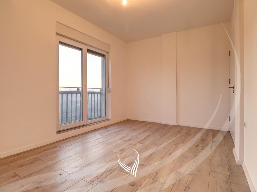 Apartamento con 3 habitaciones en venta en el barrio Mati 1 (6)