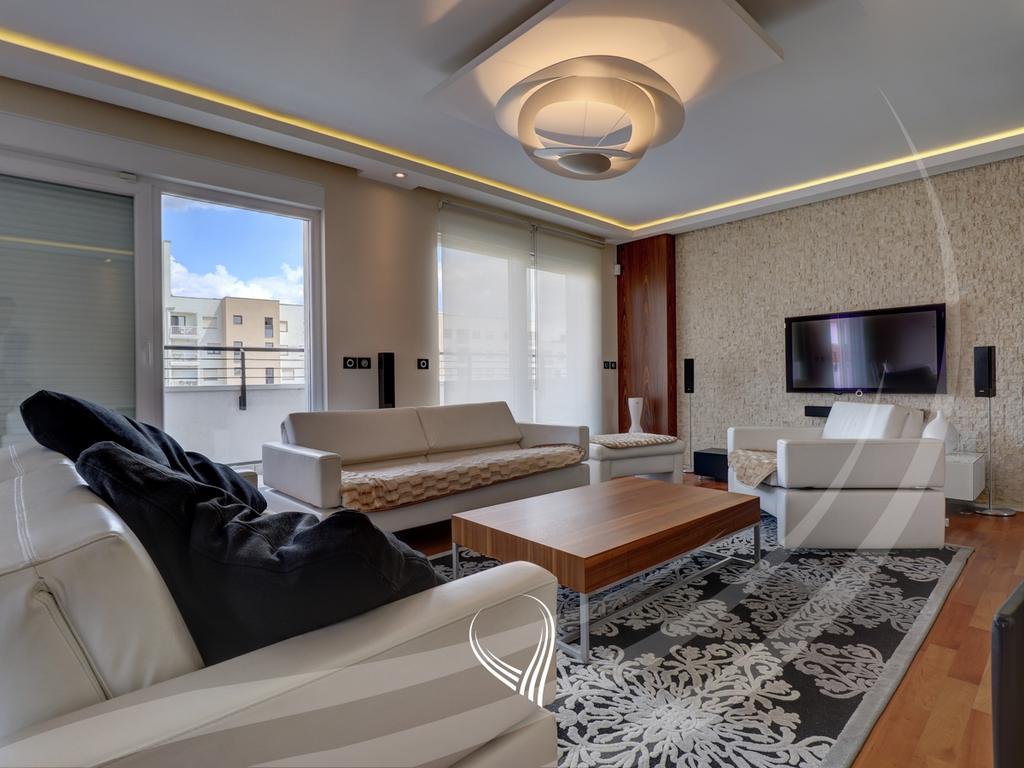 Penthouse de 243,35 mètres carrés à vendre dans le quartier kalabria – Emshir (2)