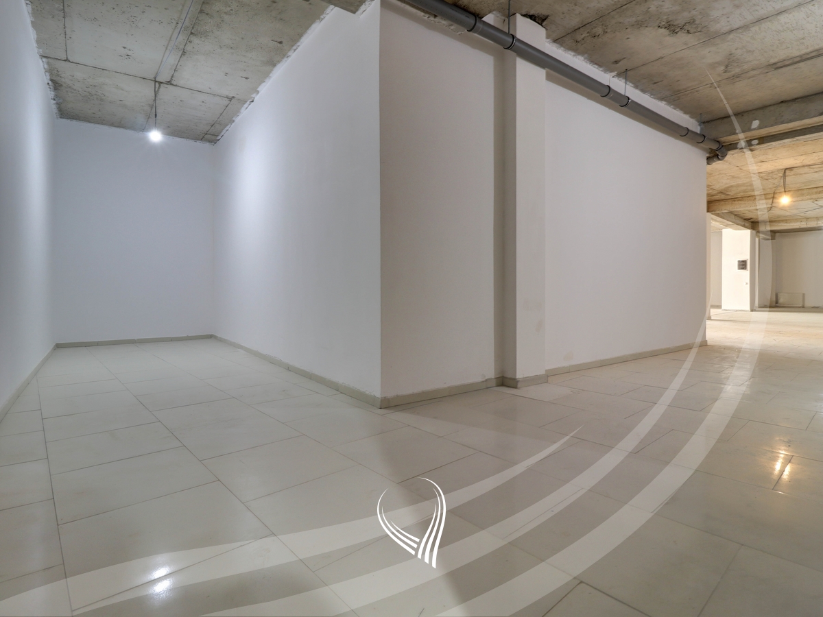 Local de 608 metros cuadrados en alquiler en el barrio Prishtina e Re – Berisha group (4)