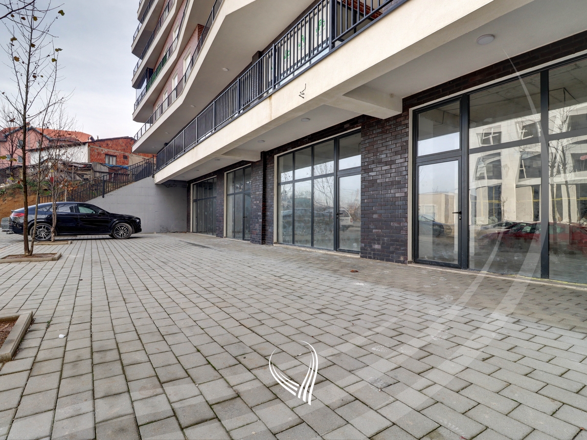 Local de 608 metros cuadrados en alquiler en el barrio Prishtina e Re – Berisha group (7)