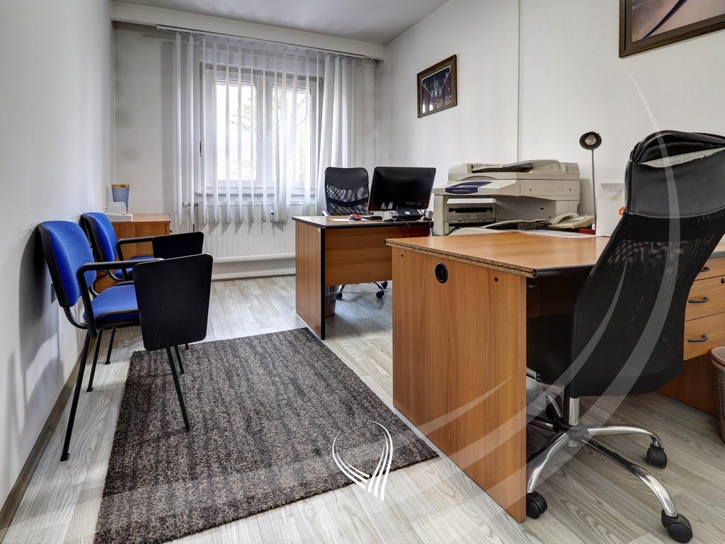 Wohnung mit 3 schlafzimmern zum verkauf im stadtteil Bregu i Diellit