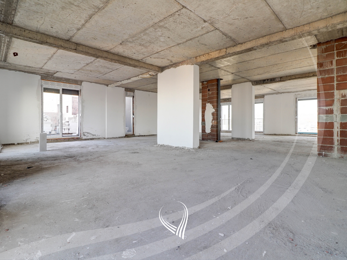 Ático de 223,44 metros cuadrados en venta en el barrio Prishtina e Re (2)