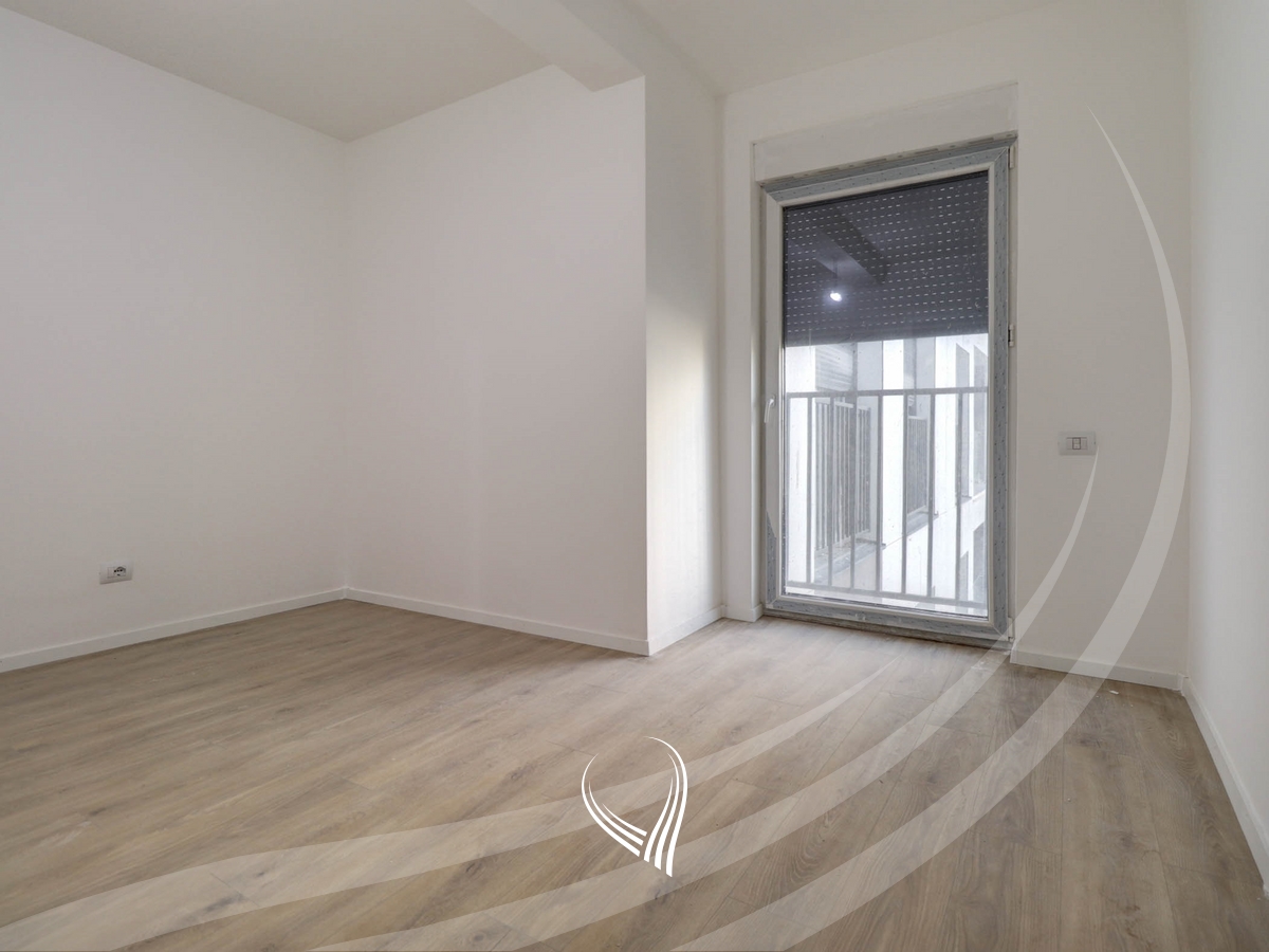 Apartamento con 3 habitaciones en venta en el barrio Prishtina e Re – Grand tower (5)